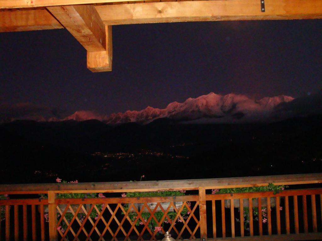 La Joubarbe Au Balcon Du Mont-Blanc Villa Sallanches Eksteriør bilde